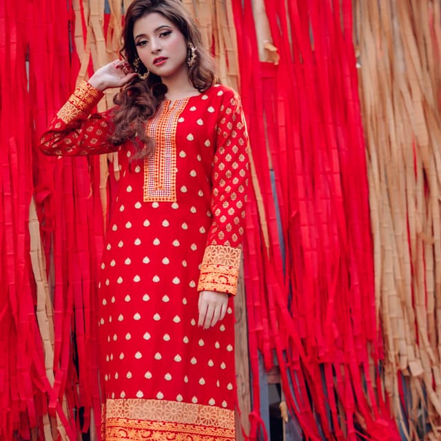 RED VALENTINE BOOTI KURTA (Spd 643)
