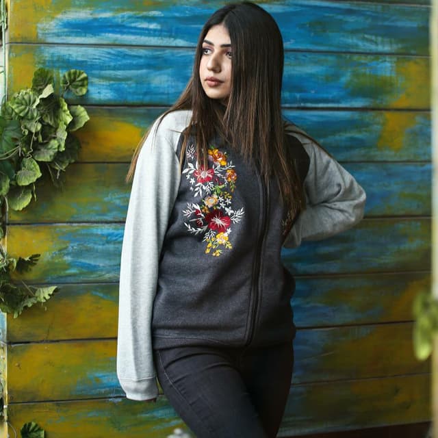 CHARCOAL EMBROIDERED ZIPPER spd 636