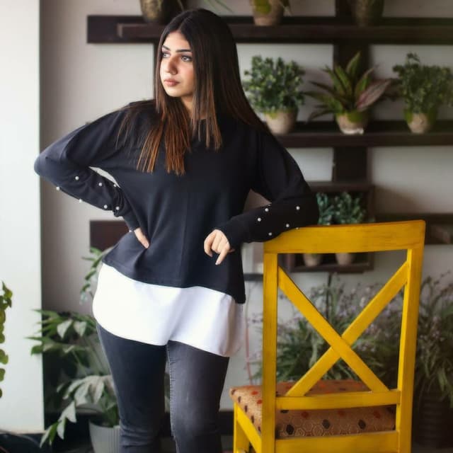 BLK PEARL SWEATSHIRT  spd 623